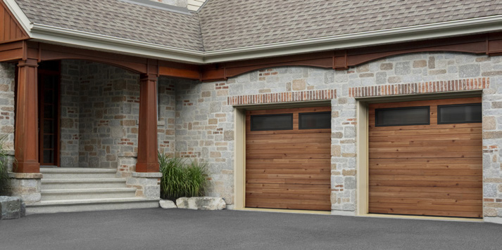 Plank / grooved panel